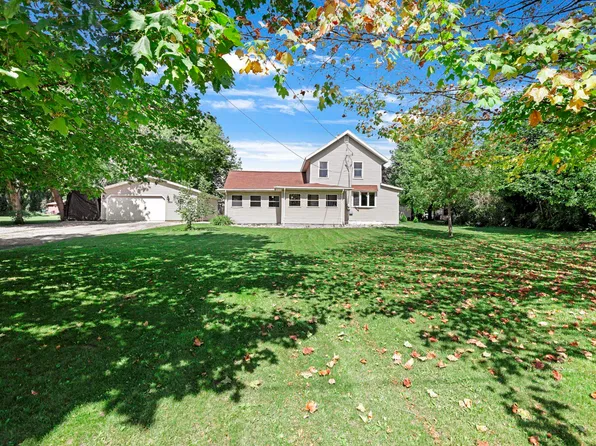 424 Buchanan Rd, Kaukauna, WI 54130