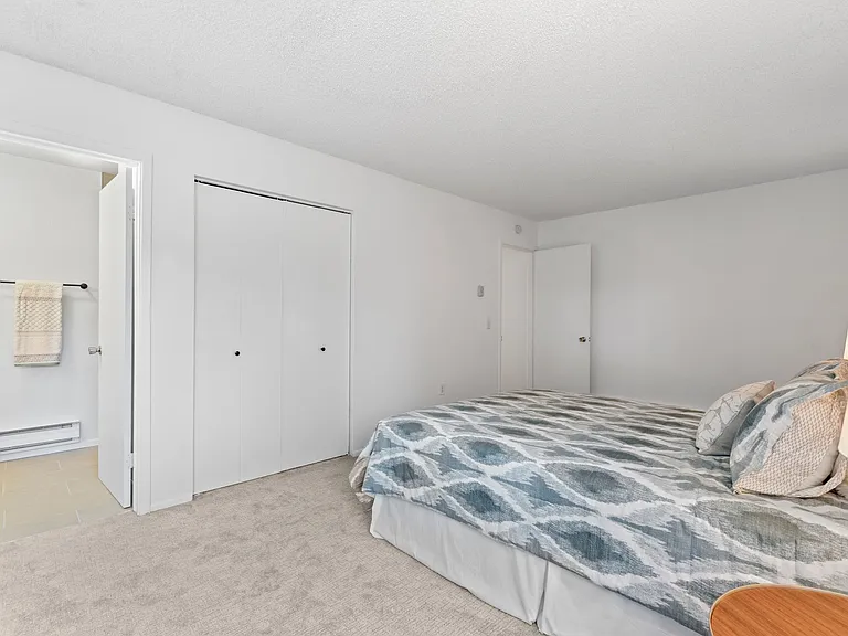 2926 Glenwood Dr — Photo 15