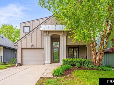 1126 S 15th Cir, Omaha, NE, 68108