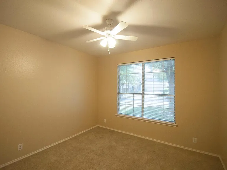 15922 Darlington Gap — Photo 10