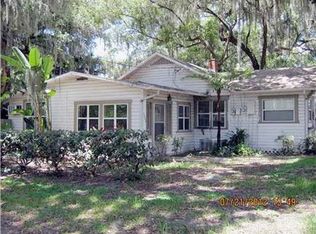 2205 Cross Lake Rd, Orlando, FL 32809