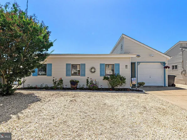 23 Florence Ln, Manahawkin, NJ 08050