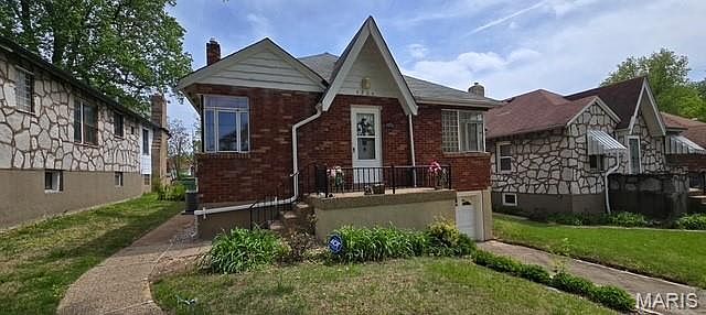 1st image of 3206 Capehart Dr
