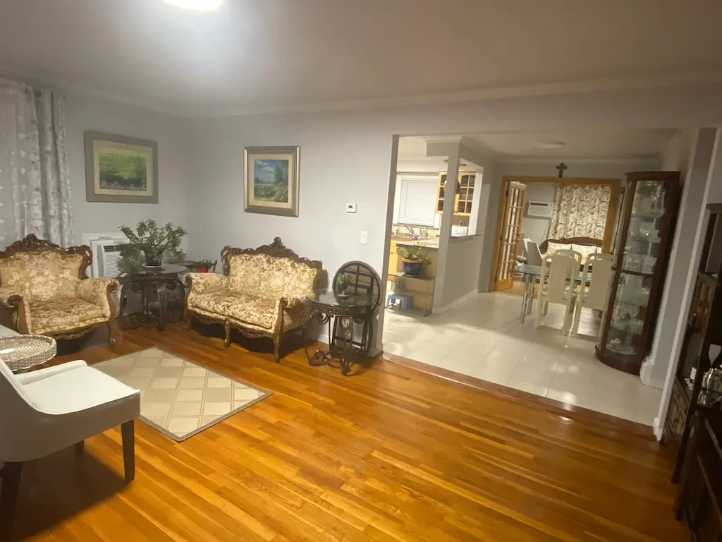 3 bed, 1.5 bath, $3,100 — Photo 3