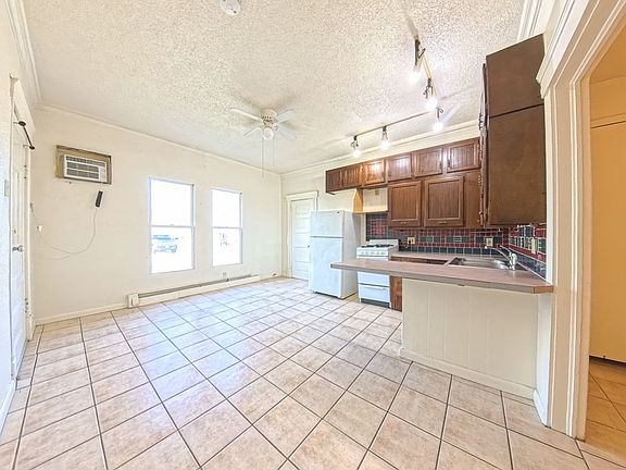 4th image of 5500 NE 14th St #21