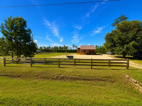 1386 Pleasant Rest Rd #1386, Wewahitchka, FL 32465