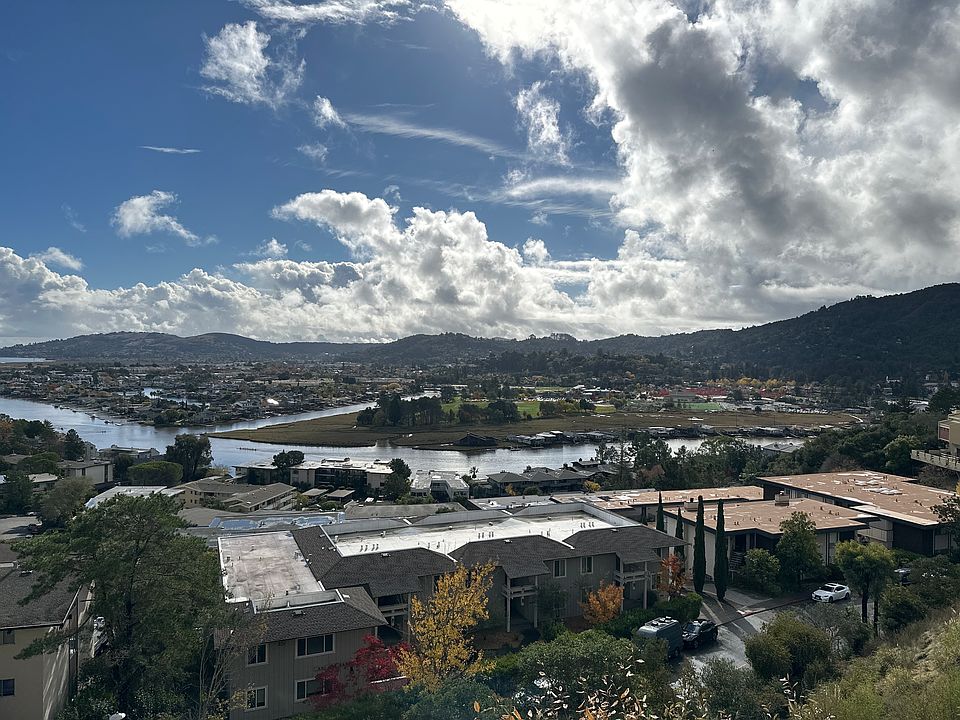 1st image of 926 Via Casitas