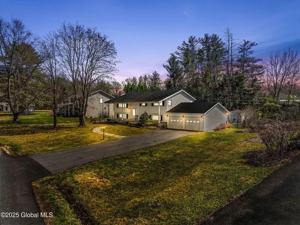 24 Heldervue Avenue, Slingerlands, NY 12159