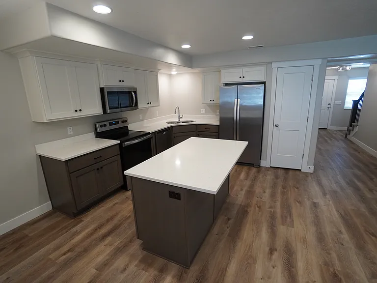 3 bed, 2.5 bath, 1385 sqft, $1,845 — Photo 5
