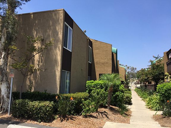 2nd image of 3456 Castle Glen Dr Unit 266