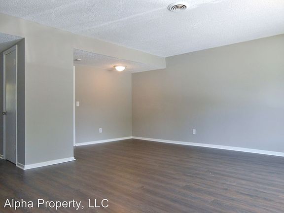 5th image of 58 Pine Creek Ct