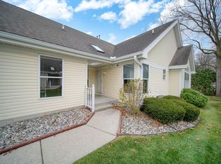 2415 Aurelius Rd APT 12, Holt, MI 48842