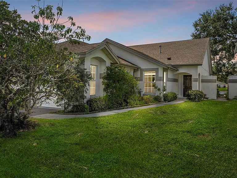 5673 Parkview Lake Dr — Photo 39