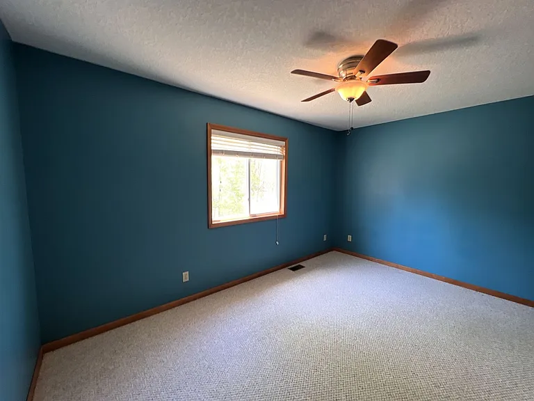 10279 Woodwind Dr — Photo 11