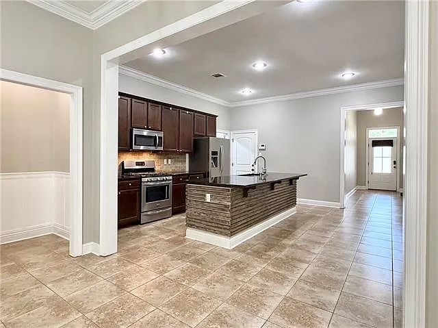 125 Grand Lake Dr — Photo 3