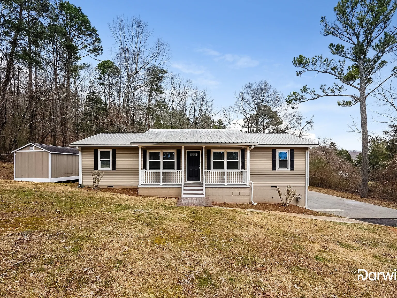 4 bed, 2.0 bath, 1770 sqft, $1,920 — Photo 2