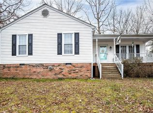3311 Walnut Cove Ct, Chester, VA 23831