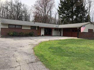 15242 Munn Rd, Newbury, OH 44065