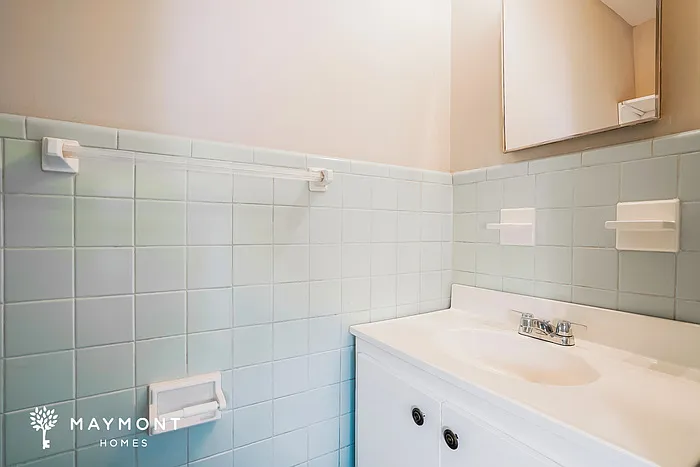 400 E Richardson St — Photo 14