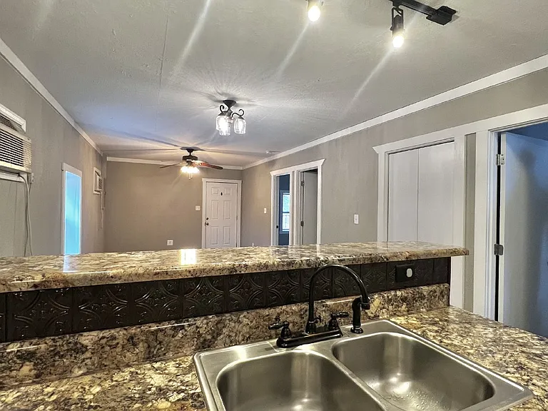 2094 Buck Smith Rd — Photo 10