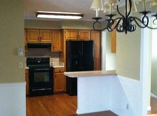 99 S Rowe Rd, Hendersonville, NC 28792