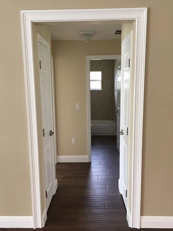 1705 Alvord St photo 1