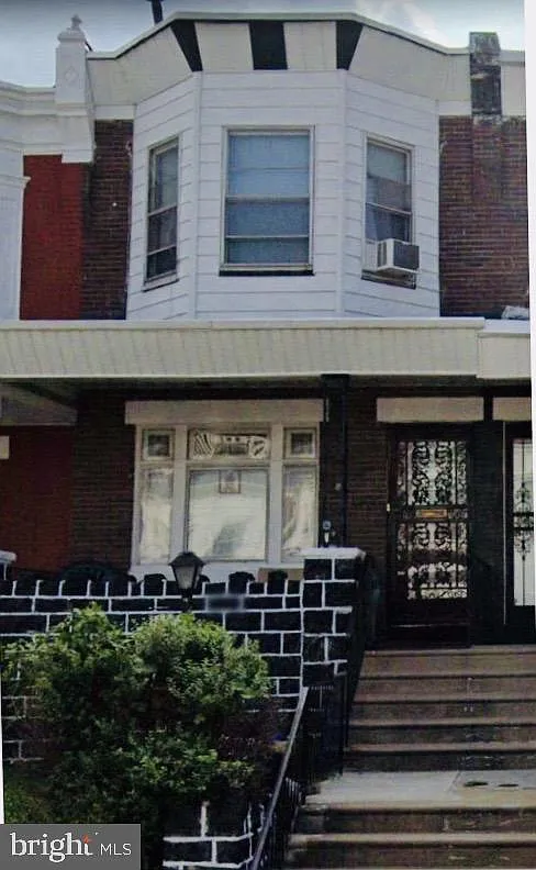 1650 N 61st St photo 1