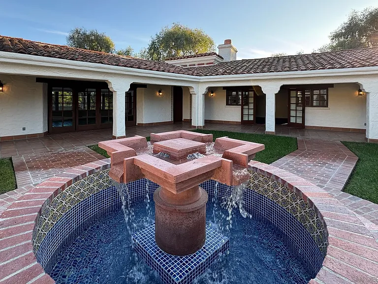 5443 Calzada Del Bosque — Photo 12
