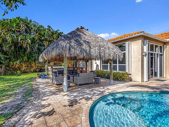 4th image of 9942 SE Osprey Pointe Drive