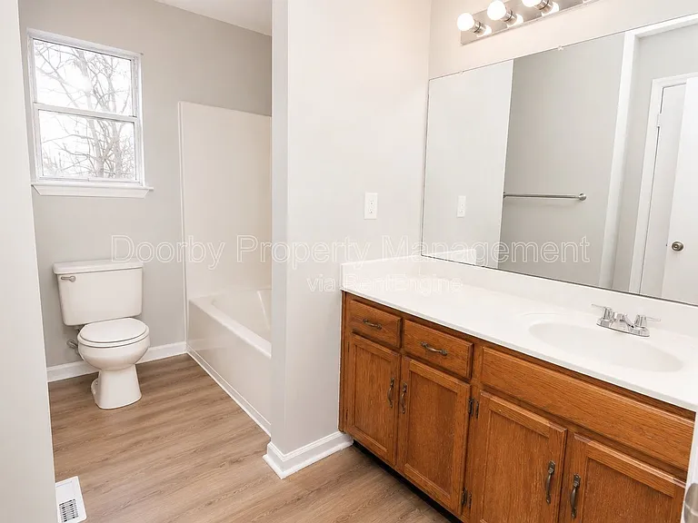 7808 Holiday Hills Cir #A — Photo 7