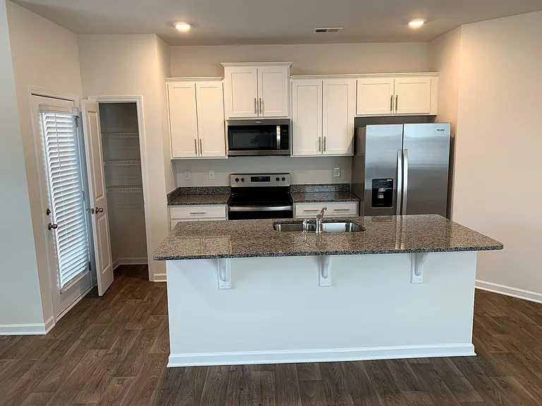 447 Sea Grit Ct — Photo 9