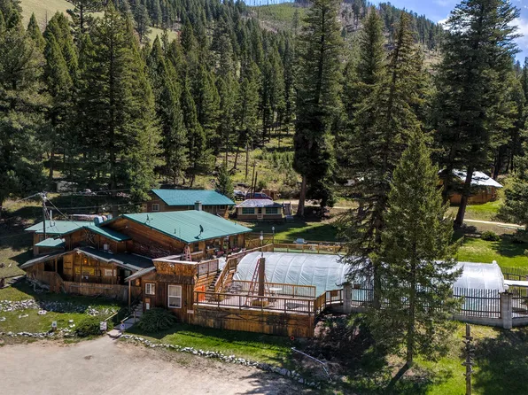 283 Lost Trail Hot Springs Rd, Sula, MT 59871