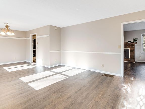 3rd image of 7 Galax Ln