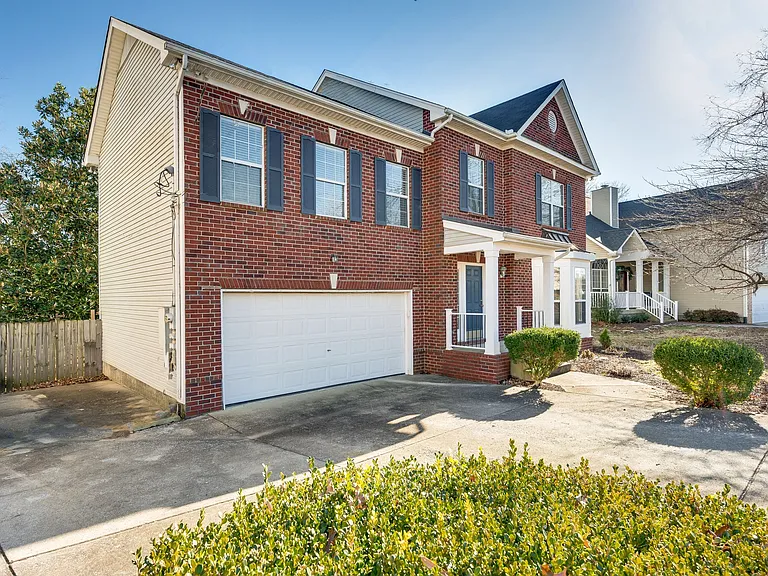 121 Deer Ridge Ln — Photo 3
