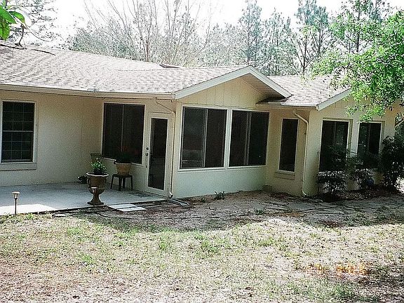 3rd image of 9668 N Loretta Way