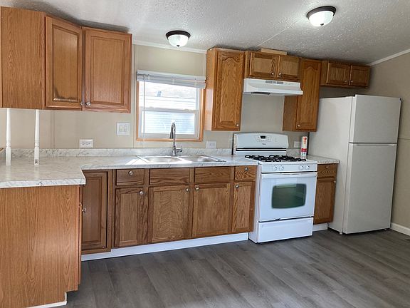5th image of 5916 Deluxe Blvd