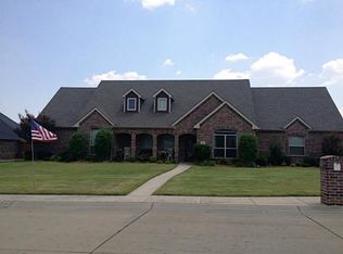 7240 Edgerton Dr, Midlothian, TX 76065