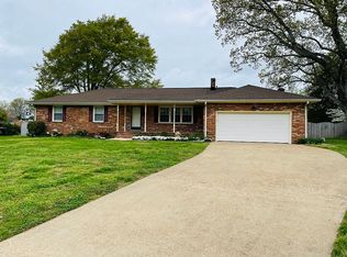 5324 W Overholt Dr, Virginia Beach, VA 23462