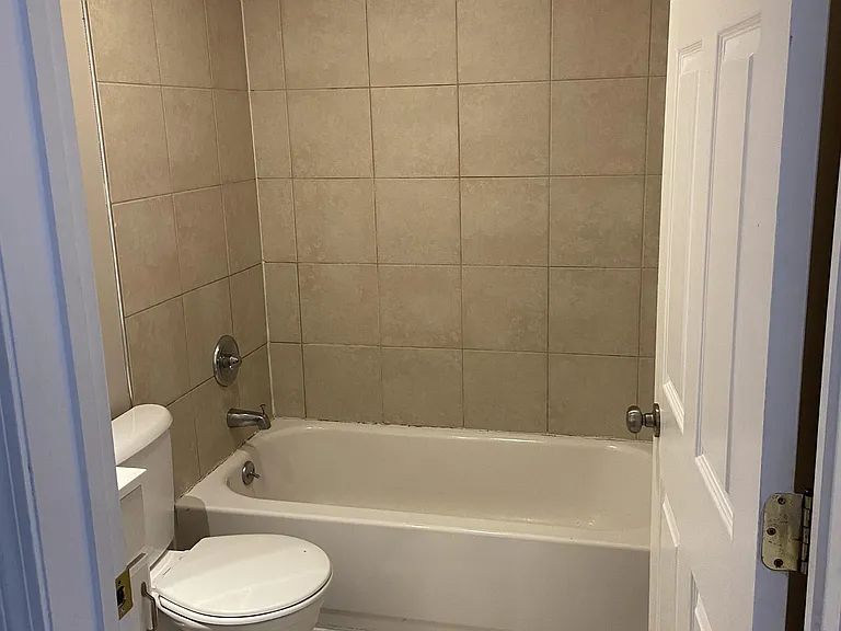 287 Concord St #17 — Photo 6