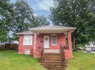 120 Carlyle Ave, Belleville, IL 62220