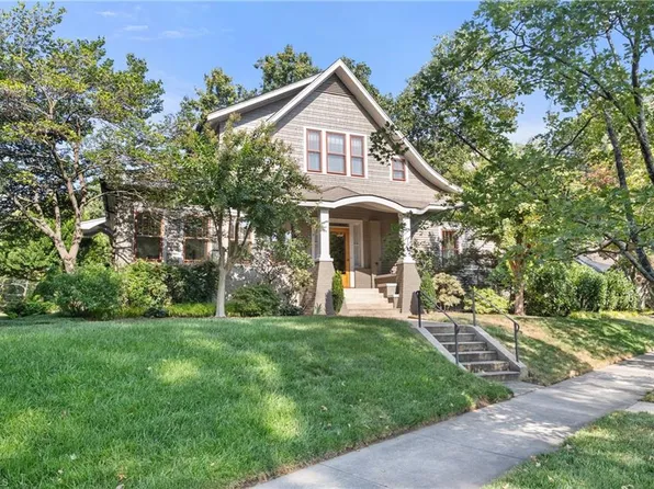 2403 Buena Vista Rd, Winston Salem, NC 27104