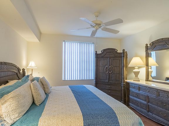 4th image of 22712 Island Pines Way