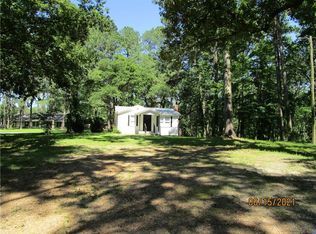 122 Charles Preuett Rd, Dry Prong, LA 71423