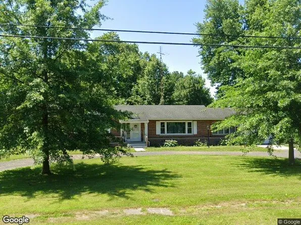 504 W North St, Morrisonville, IL 62546