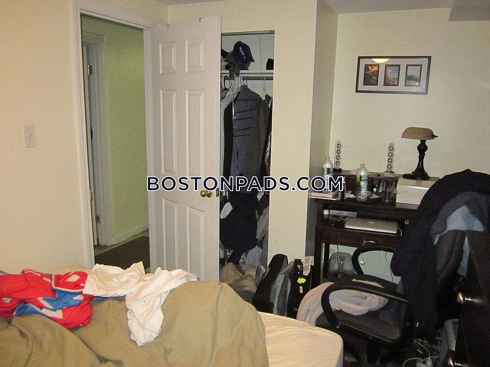 2nd image of 145 Endicott St #2BX