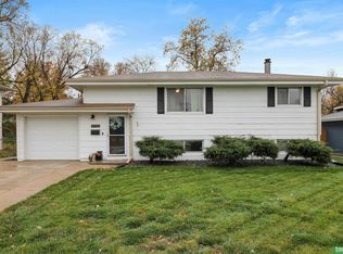 12671 Anne St, Omaha, NE 68137