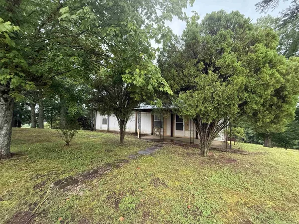 8625 Lutts Rd, Lutts, TN 38471