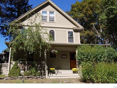 42 Mountain Rd, Wilton, CT, 06897