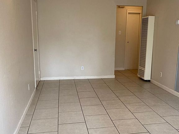 2nd image of 2743 2nd Ave #10384763