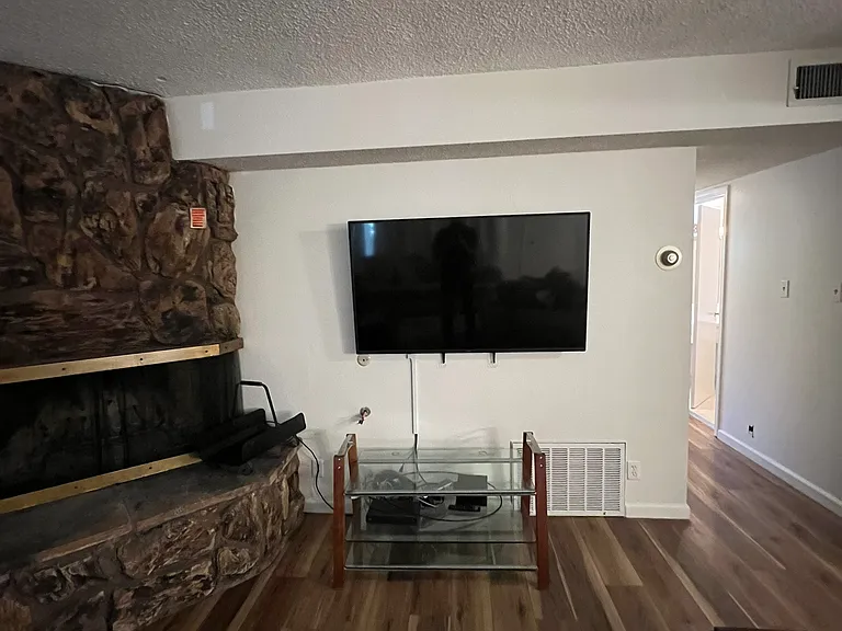 1168 Herbert Ave #C — Photo 6